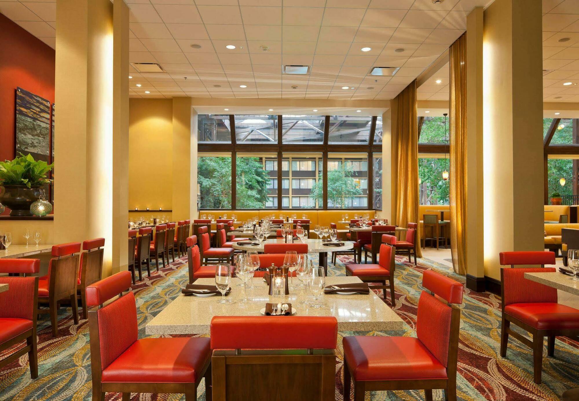 מלון סי טק Seattle Airport Marriott מסעדה תמונה